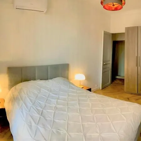 아파트 Nice 80M With 2 Balconies -Comfort And Central *